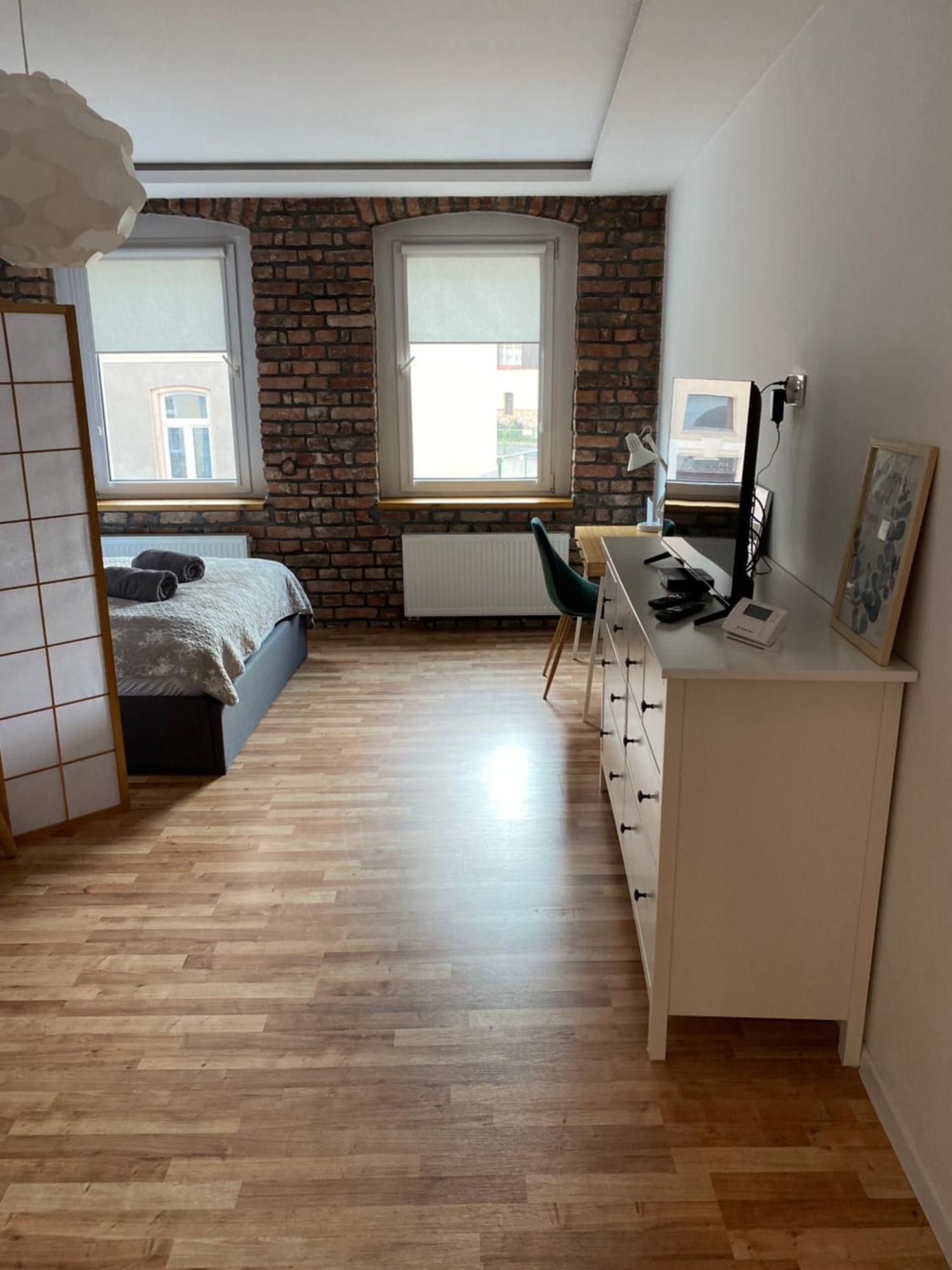 Apartament Pogodny 옐레니아구라 외부 사진