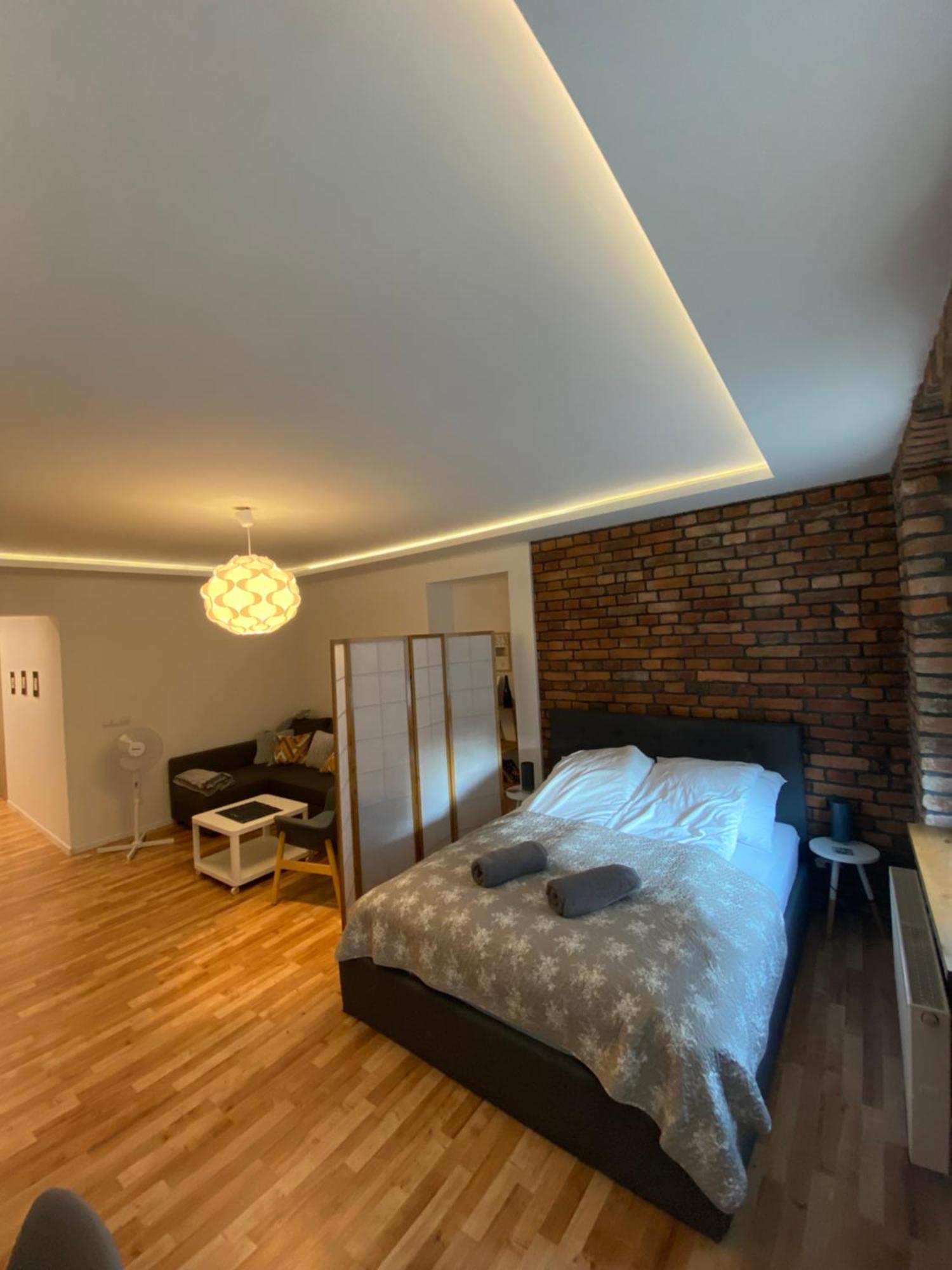 Apartament Pogodny 옐레니아구라 외부 사진