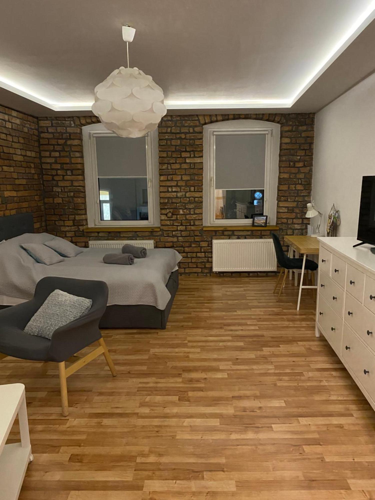 Apartament Pogodny 옐레니아구라 외부 사진